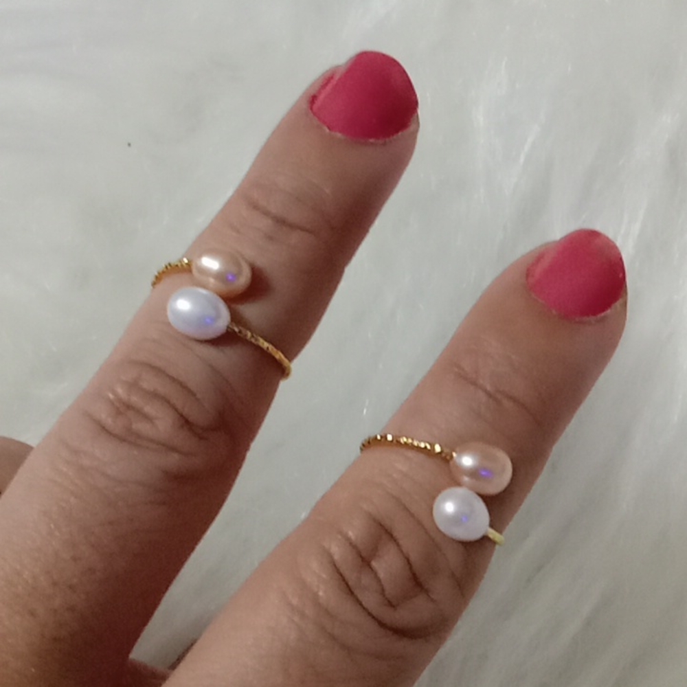 Woman fashion ring